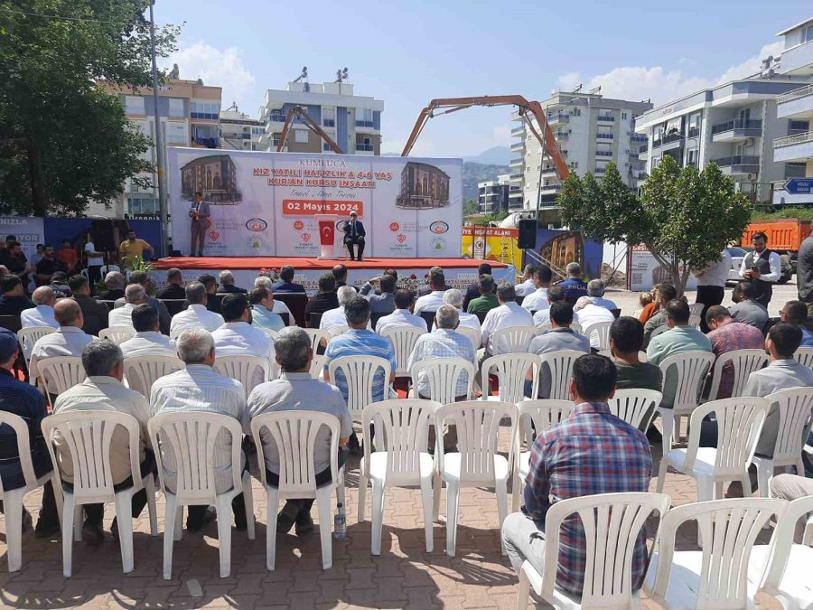 Kumluca’ya Kız Yatılı Hafızlık Kur’an Kursu Açılacak