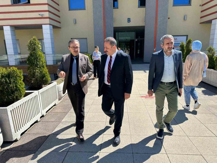 Asü Rektörü Prof. Dr. Arıbaş Yeni İş Birlikleri İçin Bosna Hersek’te