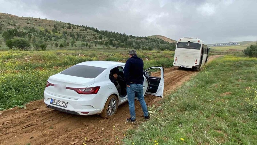 Aksaray’da Uyuşturucu Satıcıları İle Polis Kovalamacası