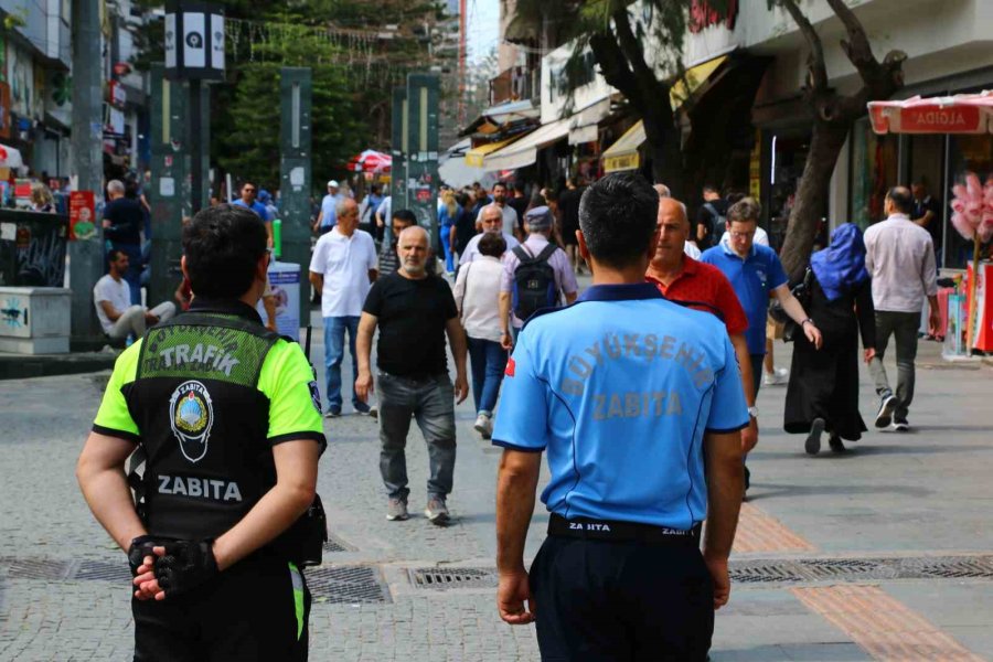 Yaya Yolunu İşgal Eden Motosiklet, Scooter Ve Araçlar 7/24 Denetleniyor