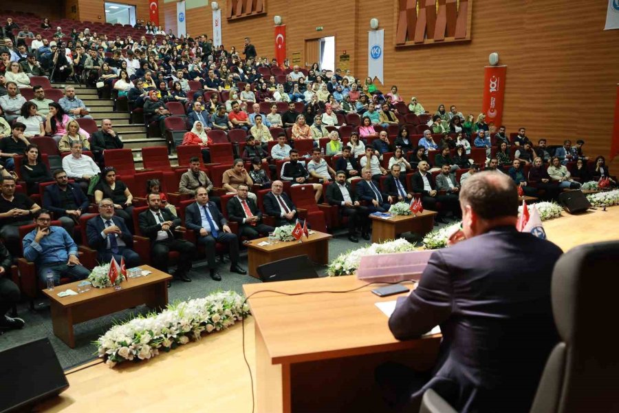 Cumhurbaşkanı Başdanışmanı Sertçelik, Kayü’de Konferans Verdi