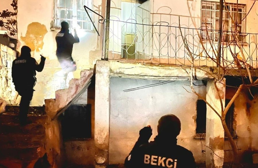 Niğde’de Bekçiler 43 Aranan Şahsı Yakaladı