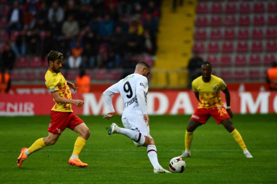 Trendyol Süper Lig: Kayserispor: 1 - Fatih Karagümrük: 0 (ilk Yarı)