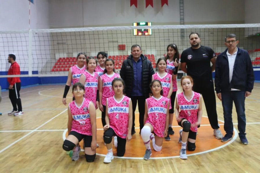 Erva Spor Kulübü Voleybol Takımı Yarı Finalde