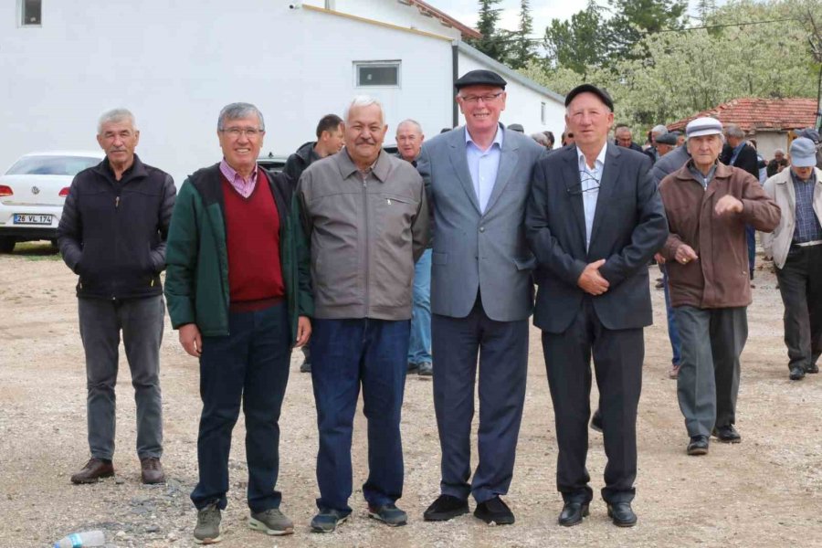 Başkan Kurt Yenikent Ve Kalkanlı Mahallesindeki Yağmur Dualarına Katıldı