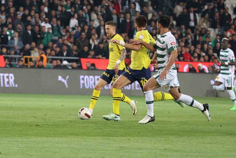 Trendyol Süper Lig: Konyaspor: 0 - Fenerbahçe: 0 (maç Devam Ediyor)