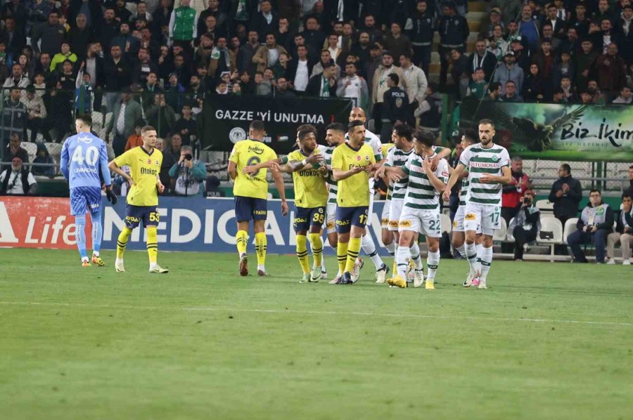 Trendyol Süper Lig: Konyaspor: 0 - Fenerbahçe: 0 (ilk Yarı)