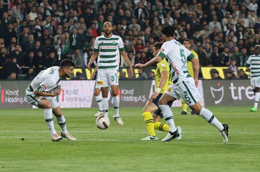 Trendyol Süper Lig: Konyaspor: 0 - Fenerbahçe: 0 (ilk Yarı)