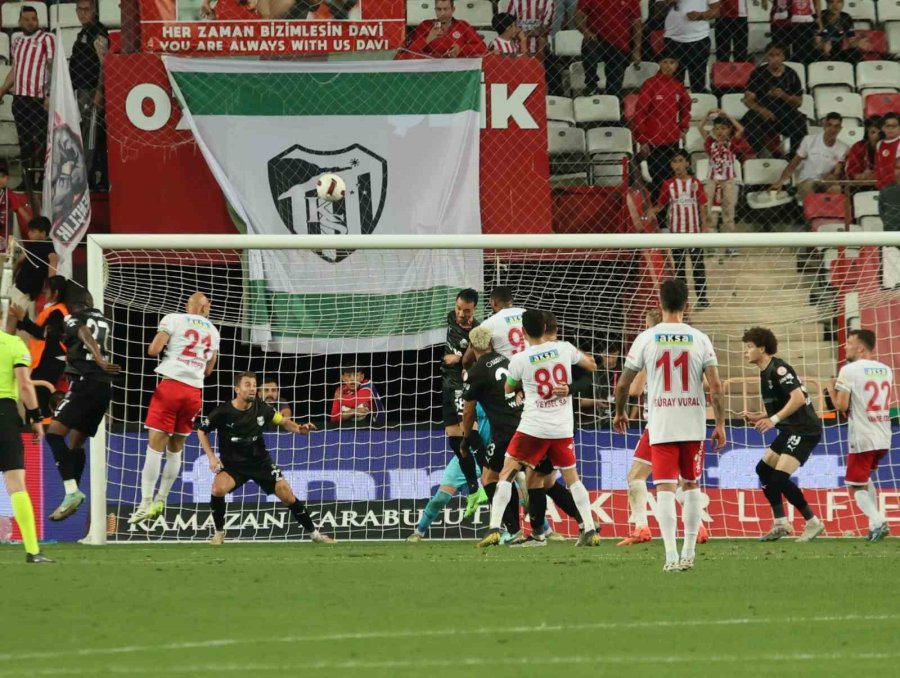 Trendyol Süper Lig: Antalyaspor: 1 - Pendikspor: 2 (maç Sonucu)