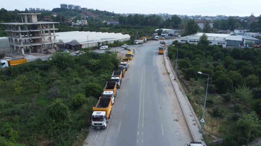 Alanya Belediyesinde İhtiyaç Fazlası İş Makinesi Ve Binek Araçlar İade Edildi