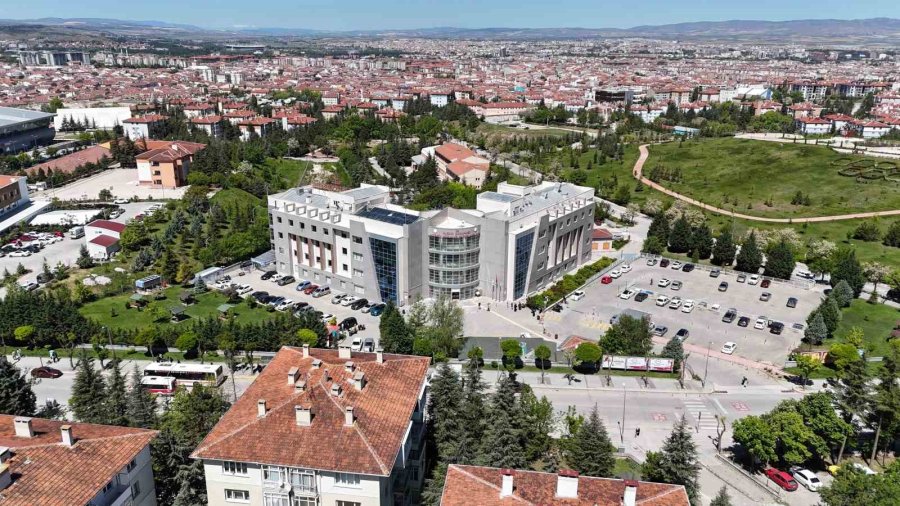 Yapay Zeka İle Diş Muayenesi İlk Kez Eskişehir’de Uygulanmaya Başlandı