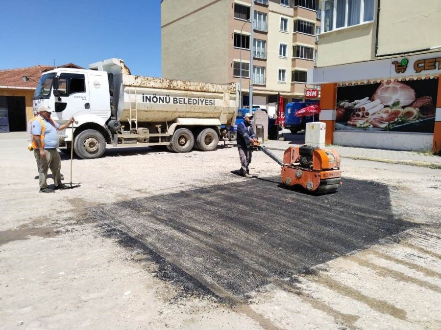 İnönü Belediyesi Asfaltlarda Yama Çalışması Başlattı