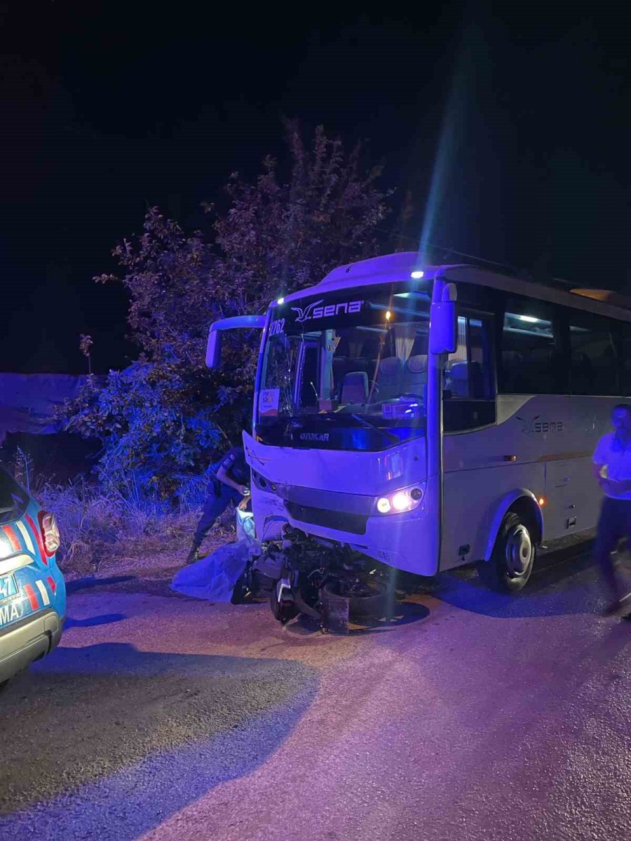 Otel Güvenlik Görevlisi Trafik Kazasında Hayatını Kaybetti