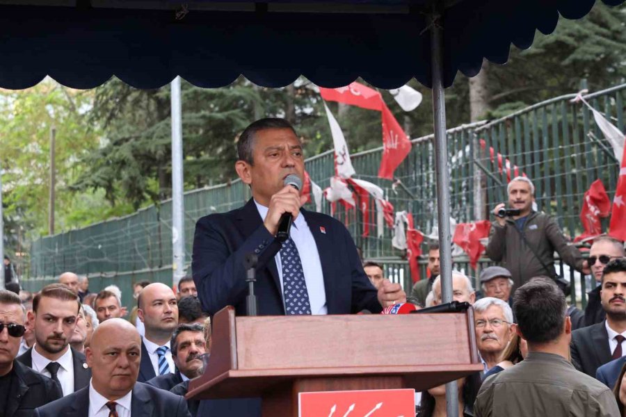 Chp Genel Başkanı Özel: “barışçıl Yürüyüş, Protesto Ve Toplantı Hakkımızı Kullanalım"