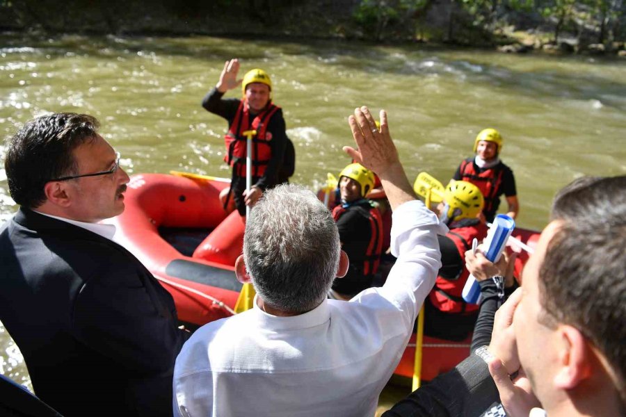 Zamantı Irmağı’ndaki “rafting” Yarışının Startı Verildi