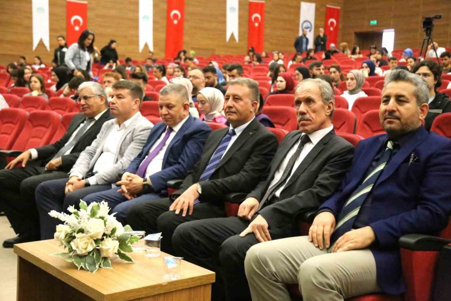 Asü’de “türkiye Üzerine Oynanan Oyunlar” Konferansı