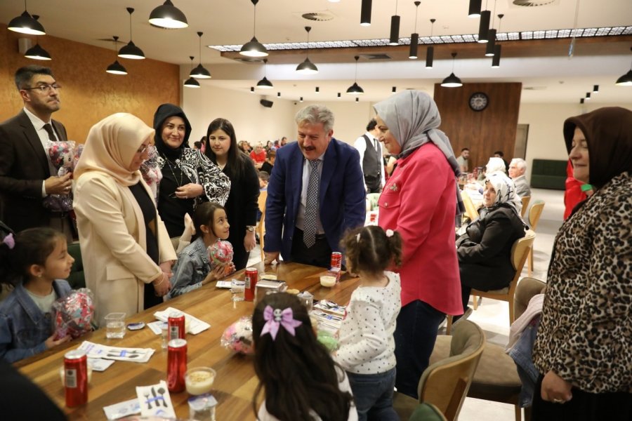 Başkan Palancıoğlu Çölyak Hastaları İle Bir Araya Geldi