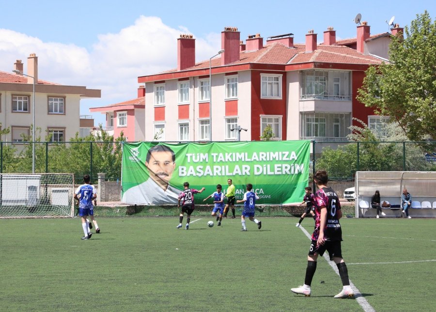 Karatay’da “3. Ortaokullar Arası Dostluk Ve Kardeşlik Futbol Turnuvası”” Başladı