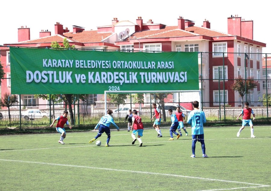 Karatay’da “3. Ortaokullar Arası Dostluk Ve Kardeşlik Futbol Turnuvası”” Başladı