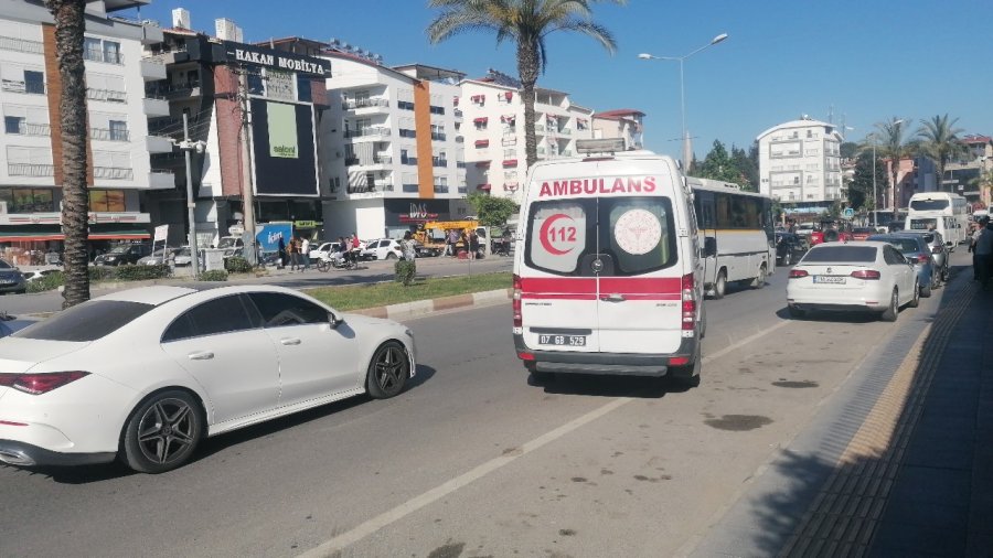 Ölümlü Kaza Sonası Kapatılan Yaya Geçidinin Silinmeyen Çizgileri Kazaya Davetiye Çıkartıyor