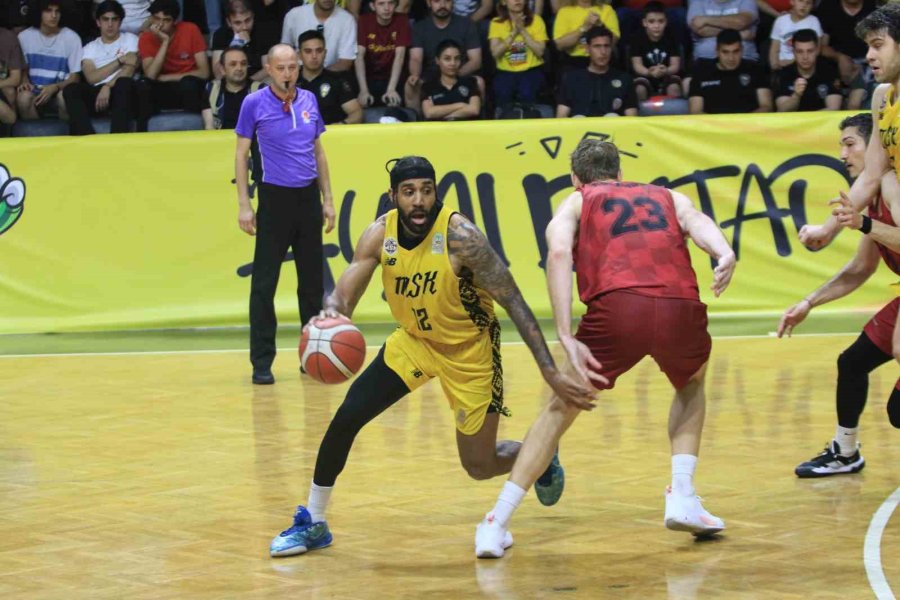 Türkiye Basketbol Ligi: Mersin Büyükşehir Belediyesi: 79 - Gaziantep Basketbol: 77