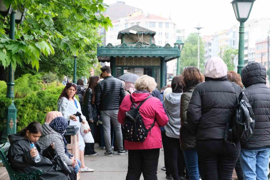 Hintli Turistler Eskişehir’e Hayran Kaldı