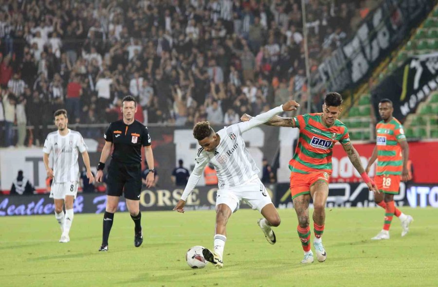 Trendyol Süper Lig: Alanyaspor: 1 - Beşiktaş: 1 (maç Sonucu)