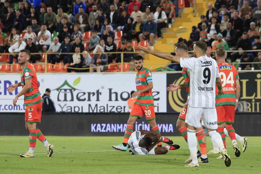 Trendyol Süper Lig: Alanyaspor: 1 - Beşiktaş: 1 (maç Sonucu)