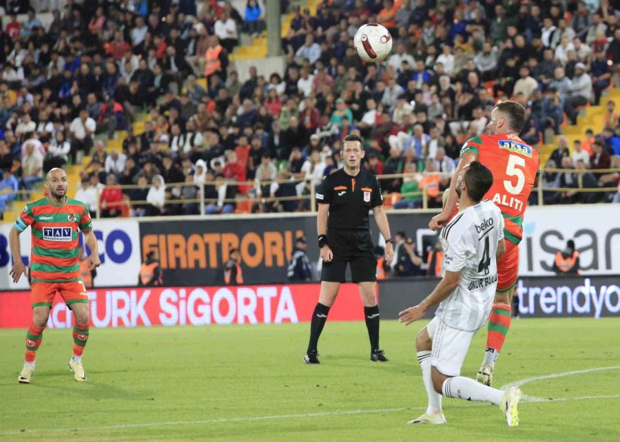 Trendyol Süper Lig: Alanyaspor: 1 - Beşiktaş: 1 (maç Sonucu)