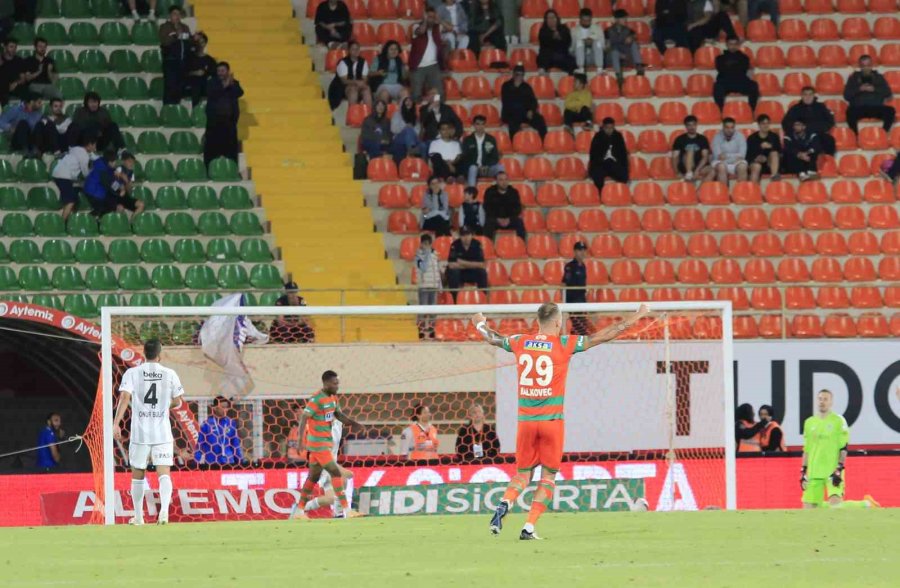 Trendyol Süper Lig: Alanyaspor: 1 - Beşiktaş: 1 (maç Sonucu)