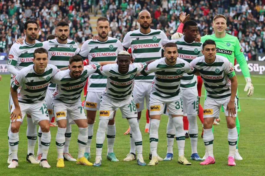 Trendyol Süper Lig: Konyaspor: 3 - Samsunspor: 0 (ilk Yarı)