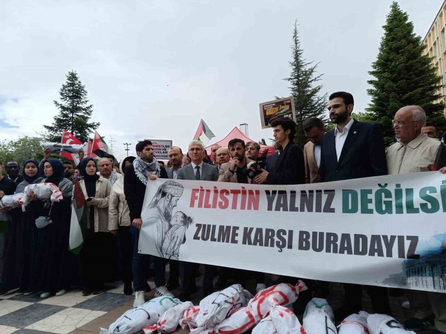 Eskişehir Osmangazi Üniversitesinde Filistin’e Destek Yürüyüşü Gerçekleştirildi