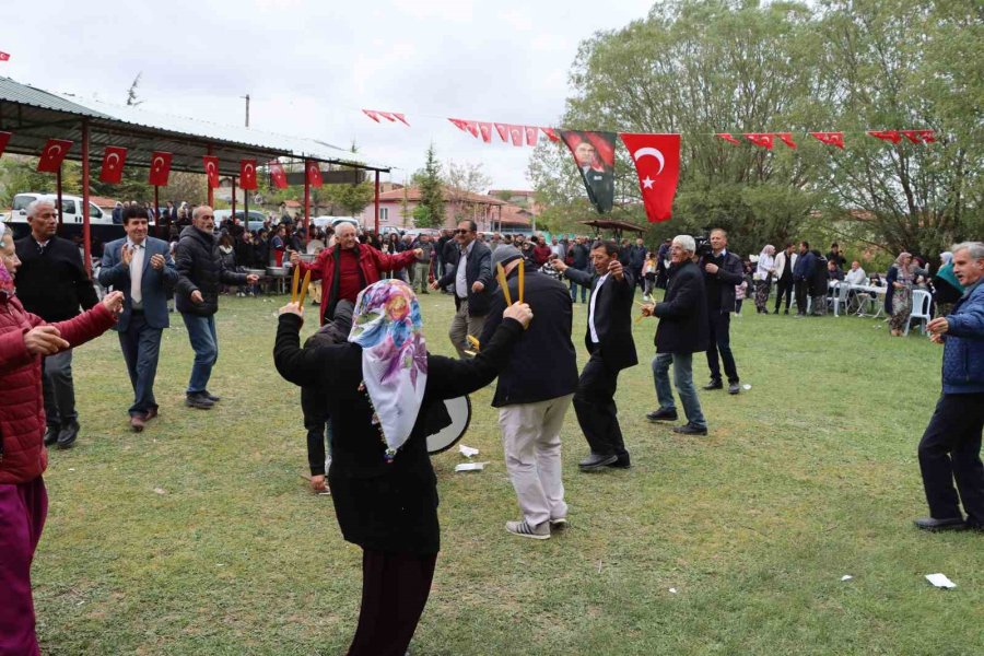 Gemiçli Yörüklerden Hıdırellez Şenliği Ve Şükür Duası