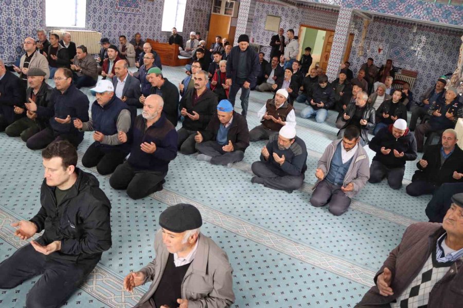 Gemiçli Yörüklerden Hıdırellez Şenliği Ve Şükür Duası