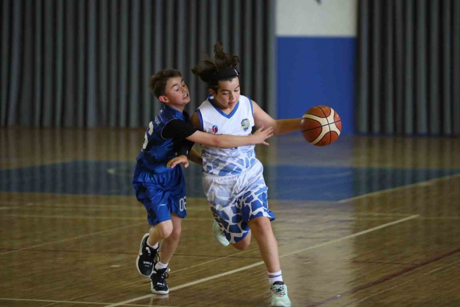 Odunpazarı Belediyesi, 19 Mayıs Spor Şenliği İle Genç Basketbolcuları Buluşturdu