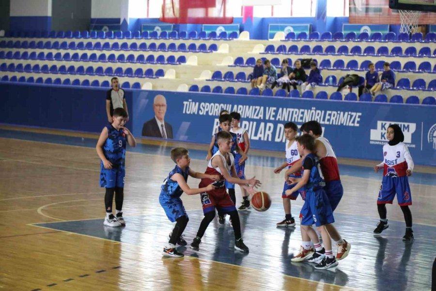 Odunpazarı Belediyesi, 19 Mayıs Spor Şenliği İle Genç Basketbolcuları Buluşturdu