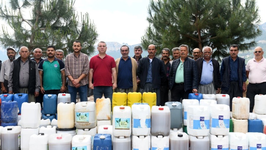 Mersin’de Organik Solucan Gübresi Çiftçilere Ulaşıyor