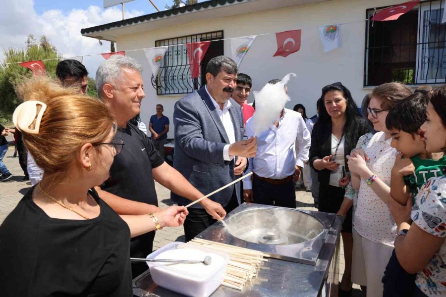 Başkan Yıldız, Özel Bireylerle Piknik Yaptı