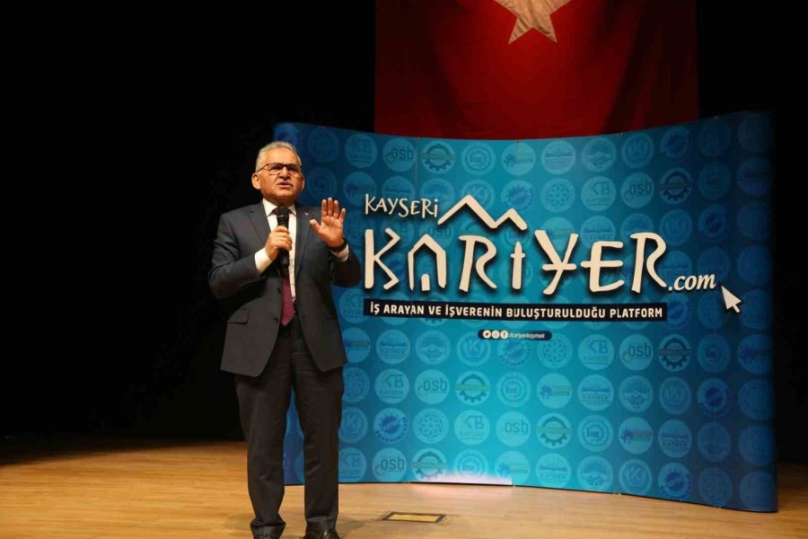 Büyükşehir’in Kayseri Kariyer Merkezi Projesi İle 5 Bin 757 Kişi İş Buldu