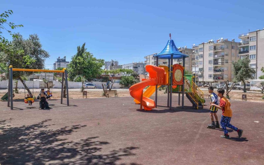 Kepez Belediyesi’nden Çocuklara Yeni Parklar