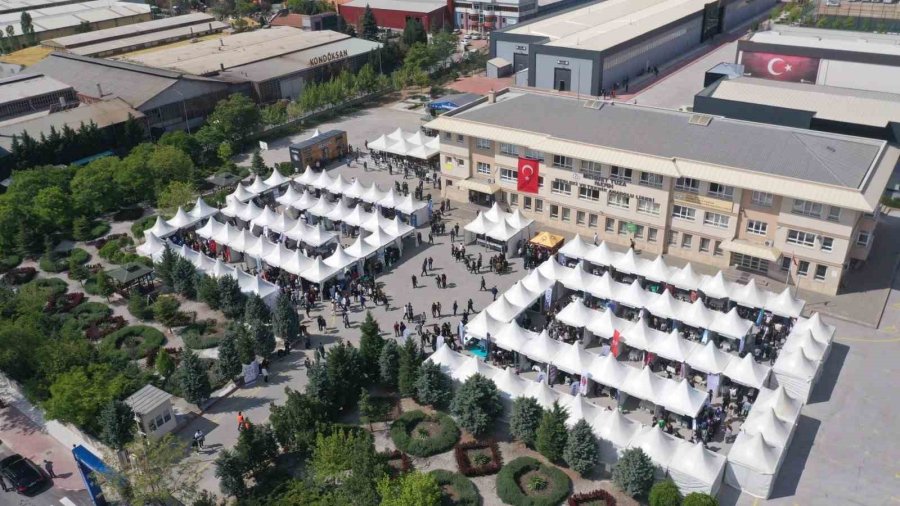 Türkiye’nin İlk Mesleki Eğitim Odaklı İstihdam Fuarı Açıldı