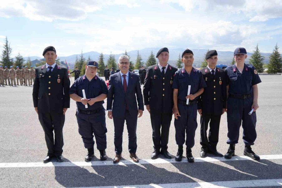 Niğde’de 18 Engelli Vatandaş Askerlik Sevinci Yaşadı