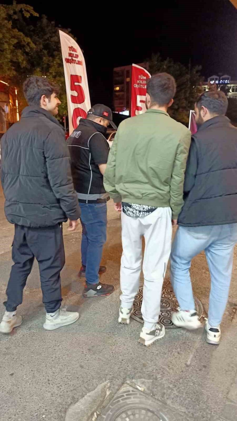 Eskişehir Polisinden Barlar Sokakta Asayiş Uygulaması