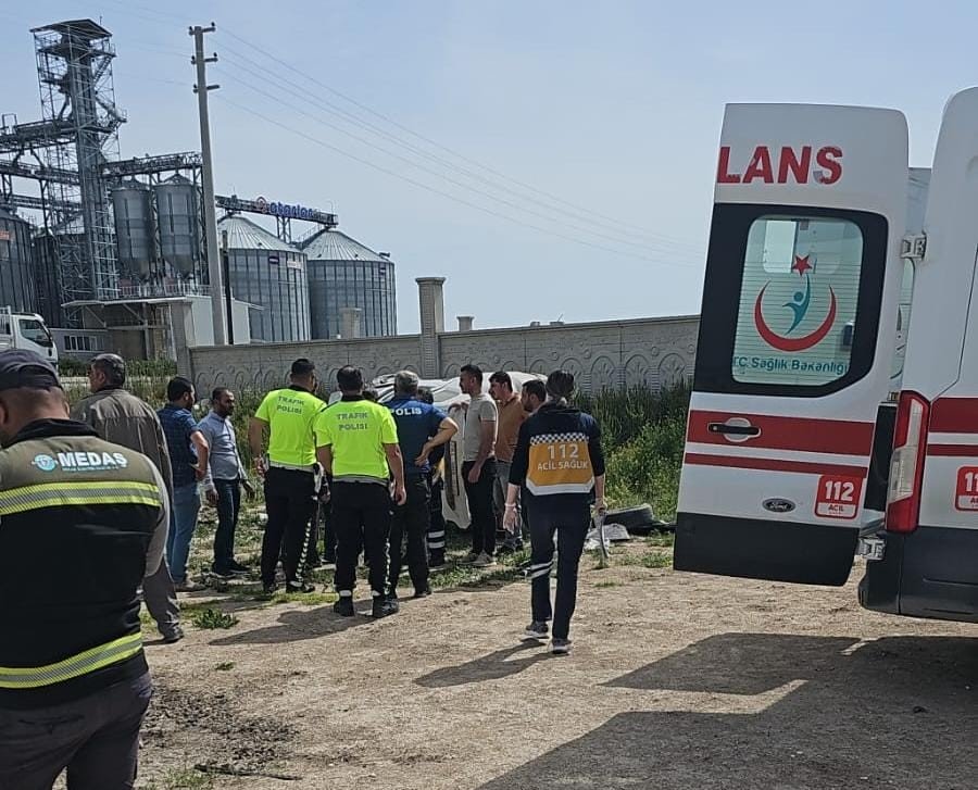 Takla Atan Araçtan Emniyet Kemeri Sayesinde Burnu Bile Kanamadan Kurtuldu