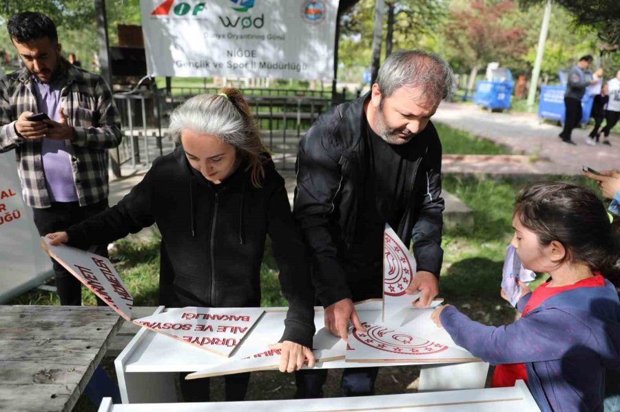 Niğde’de ’yönüm Aile, Yolum Doğa’ Oryantiring Etkinliği Düzenlendi