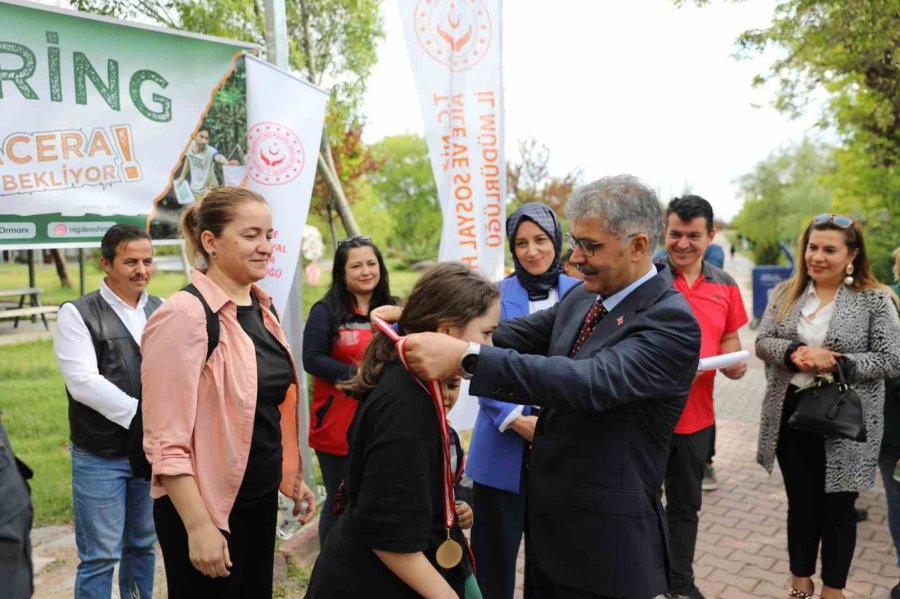 Niğde’de ’yönüm Aile, Yolum Doğa’ Oryantiring Etkinliği Düzenlendi