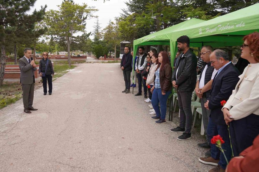 Melih Savaş Kabri Başında Anıldı