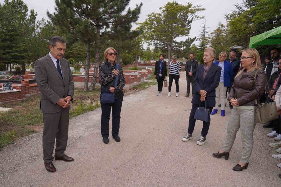 Melih Savaş Kabri Başında Anıldı