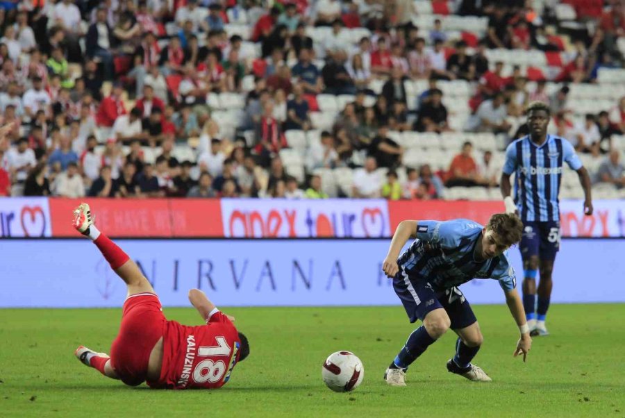 Trendyol Süper Lig: Antalyaspor: 1 - Adana Demirspor: 0 (ilk Yarı)