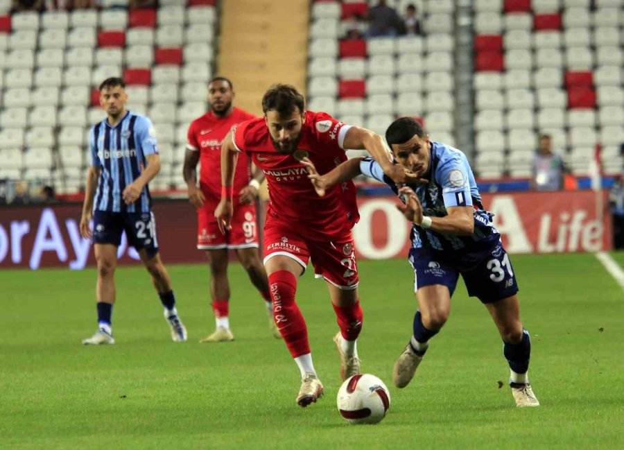 Trendyol Süper Lig: Antalyaspor: 1 - Adana Demirspor: 0 (ilk Yarı)